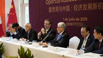 Marcelo Ebrard visita China