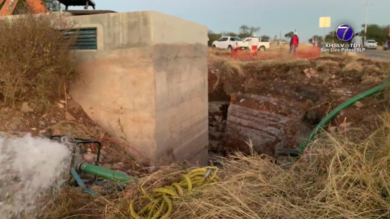 Falla registra el ducto de la presa El Realito Canal 7 SLP 2023