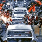 Industria automotriz pierde más de 100 mil empleos en dos años 12 01 20