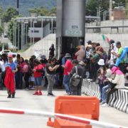 Más de 17 mil escuelas permanecen cerradas por movilización de la CNTE 10 03 9
