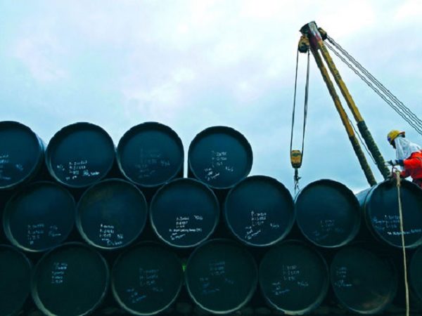 Francisco Barnés señala faltante de hasta 165 mil barriles diarios en balances de Pemex 5 05 20