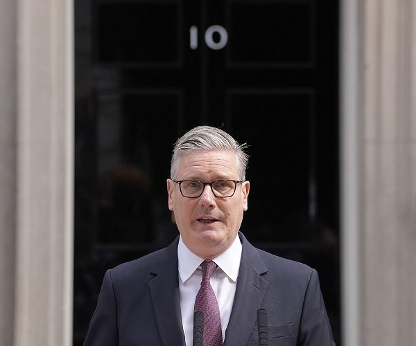 Keir Starmer renuncia como primer ministro 6 08 20