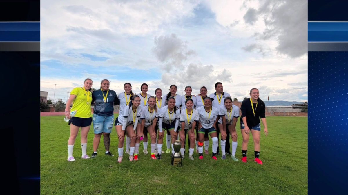 Circuito Universitario de Futbol con nuevos monarcas 2 Froi02Futbol