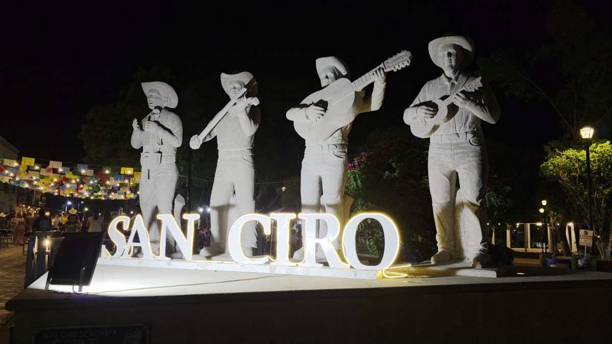 Xochi03Festival