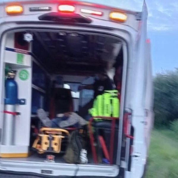 En aumento, incidentes de motociclistas en la carretera libre Rioverde-SLP... otro aparatoso accidente fue reportado 7 Xochi06Accidente