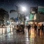 SMN prevé lluvias muy fuertes en cuatro estados y ambiente extremadamente caluroso 11 00 13