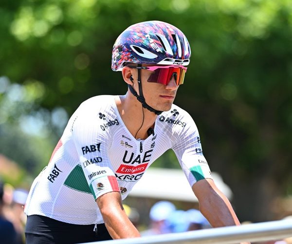 Isaac del Toro sube al podio y se convierte en el mejor joven del Tour de Francia 7 06 11