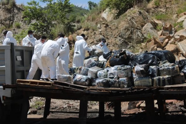 Semar y FGR destruyen más de 3.5 toneladas de cocaína en Acapulco 2 07 12