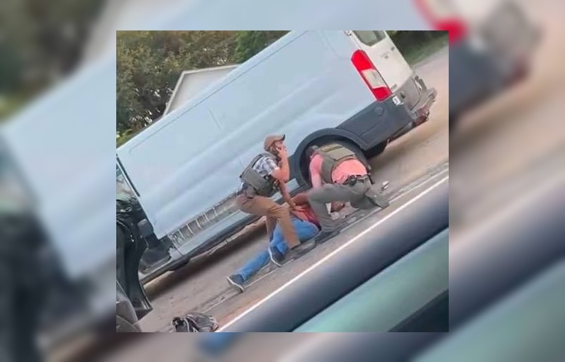 Gobernador de Texas califica de "trágica" la muerte de Lorenzo Salgado a manos de ICE 3 08 7
