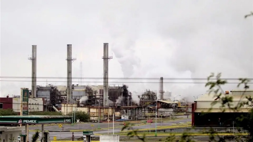 Pemex controla fuga de crudo y conato de incendio en la Refinería Olmeca 3 09 10