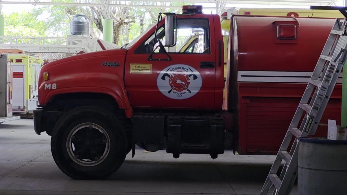 Xochi01CamionBomberos