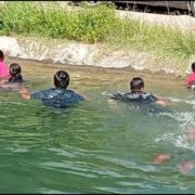 Rescatan a familias, ante riesgo de ahogamiento en la Media Luna 8 Xochi03FamiliasRescatadas