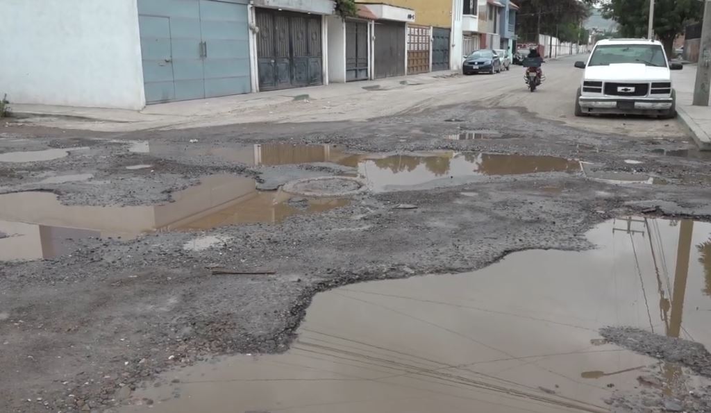 Colapso de drenaje acentúa precariedad en la colonia Satélite 3 drneaje