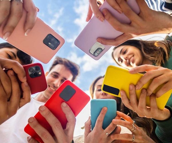 SEP advierte que el uso compulsivo del celular ya es un problema de salud pública 5 01 2