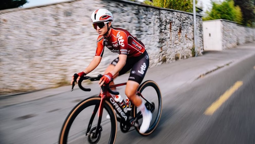 Romina Hinojosa completa el Tour de Francia Femenil 2 09 8