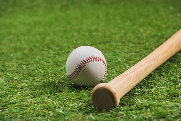 MLB: mexicanos con cambio de organización 3 12