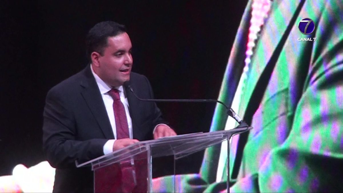 Economía, inclusión, transparencia y combate a adicciones; entre rubros que destacó Luis Emilio Rosas en su segundo informe de actividades legislativas 1 Pau01LuisEmilio